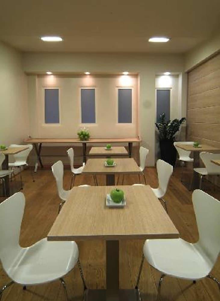 פיזה Hotel Touring מראה חיצוני תמונה