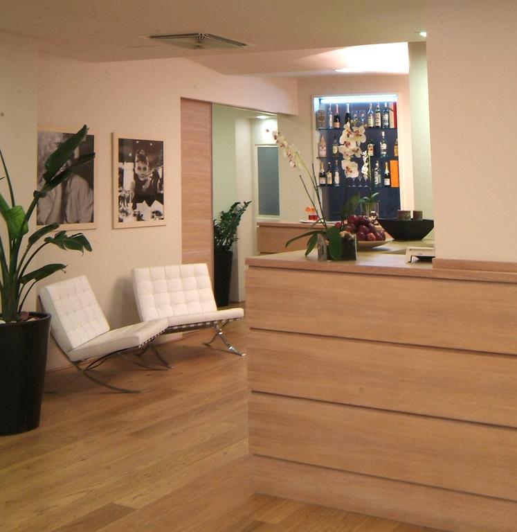 פיזה Hotel Touring מראה חיצוני תמונה