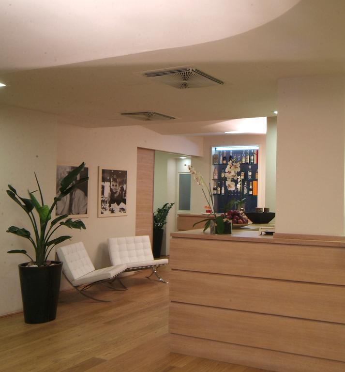 פיזה Hotel Touring מראה חיצוני תמונה