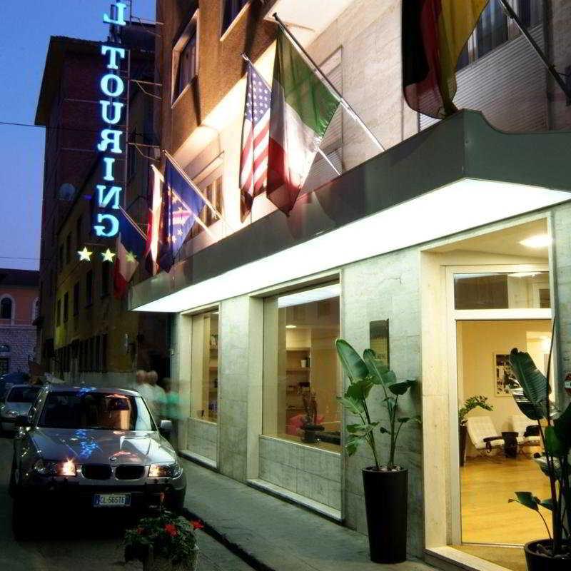 פיזה Hotel Touring מראה חיצוני תמונה